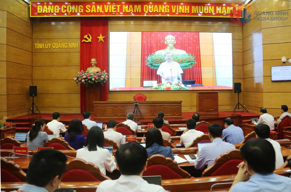 Đề cao trách nhiệm để hoàn thành mục tiêu Nghị quyết 57-NQ/TW