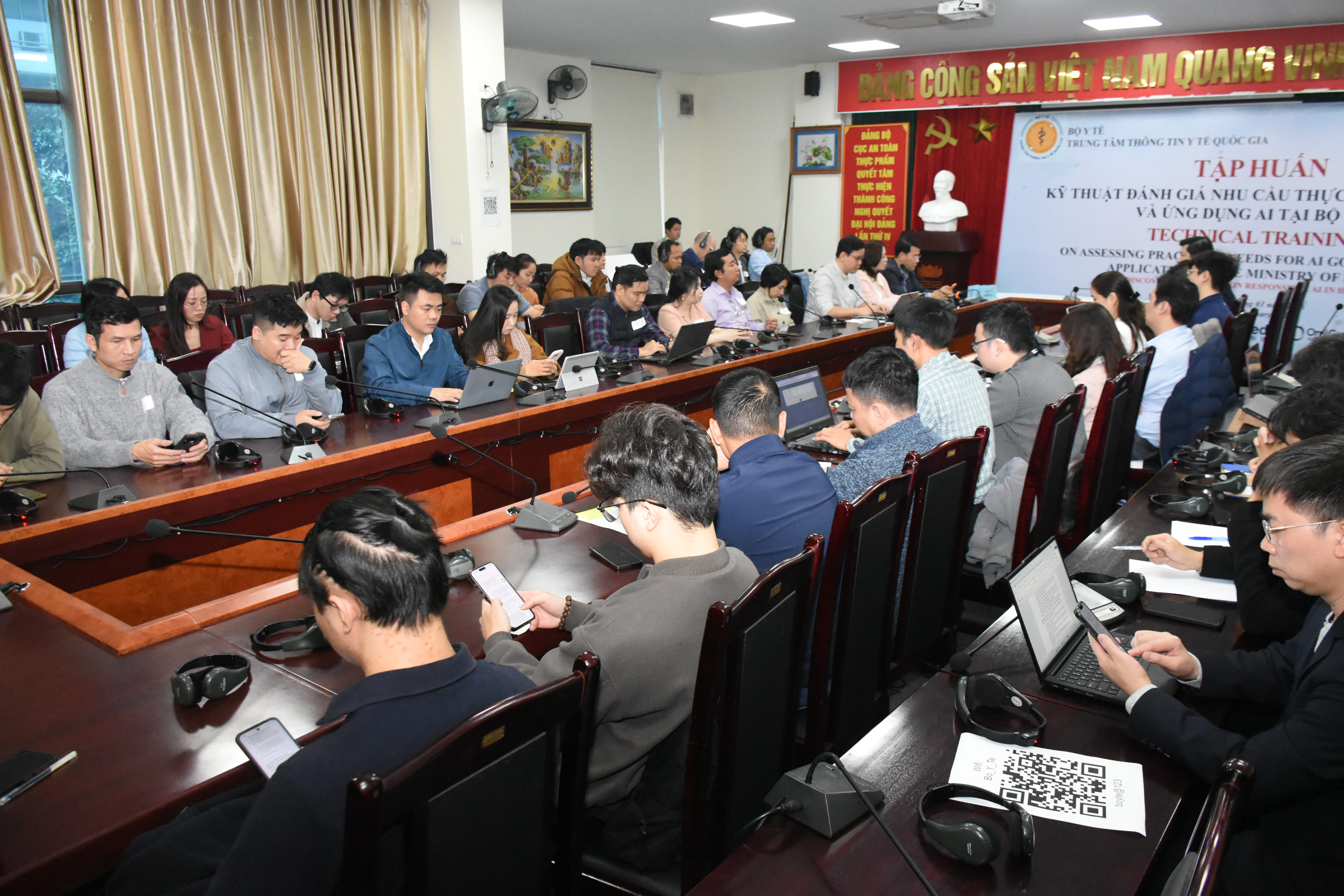 Thúc đẩy nghiên cứu, đào tạo và ứng dụng trí tuệ nhân tạo trong lĩnh vực y tế: Tăng cường đối thoại chính sách và kết nối các bên liên quan